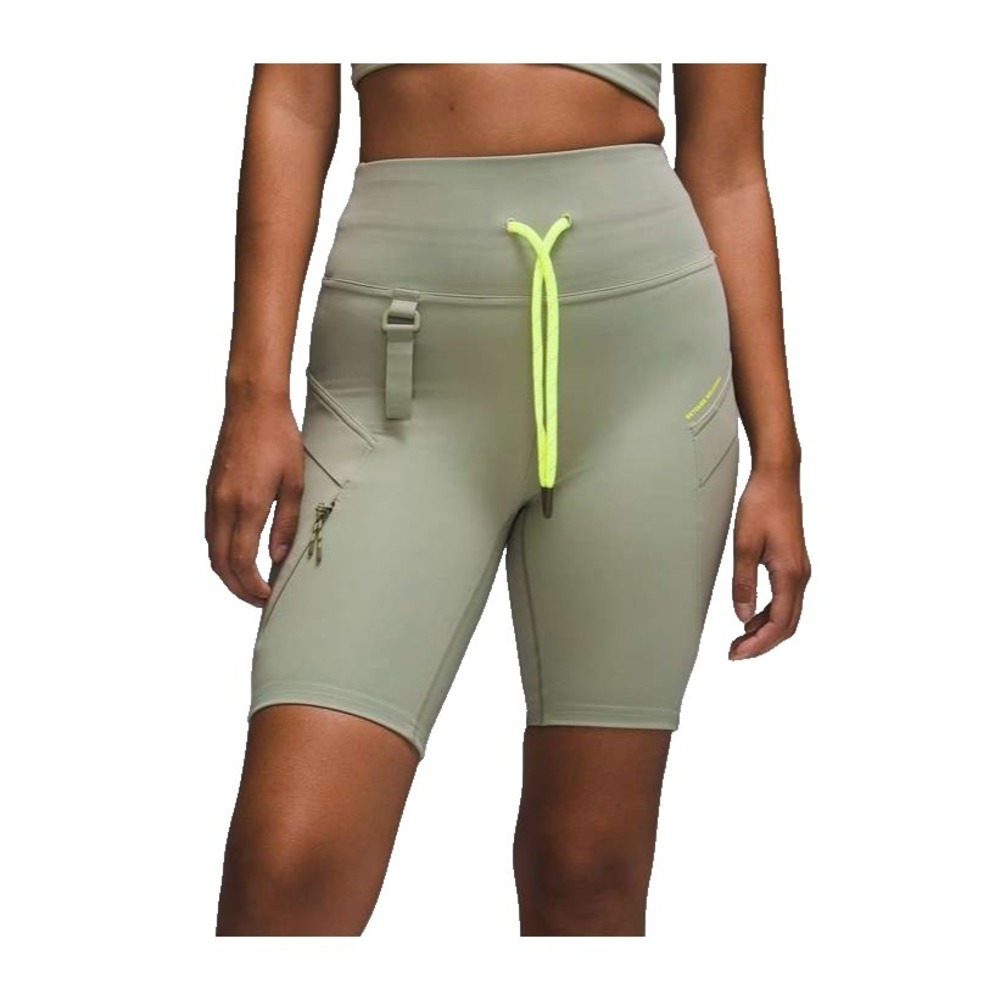 Lululemon Cargo Super-High-Rise Hiking Short 8" Size 4 Laurel Green Sporty